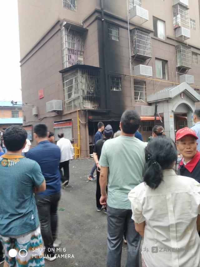 南昌新建區(qū)一小區(qū)煤氣罐爆炸， 4 人受傷